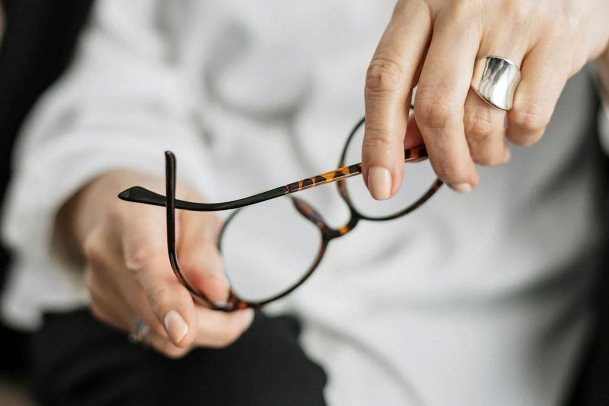 Consultation... This is the most important session, where first impressions count. This PDF is to show therapists what I believe are the key components to a great consultation...